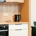 Cozy Studio With Parking In Poznan By Noclegi Renters
