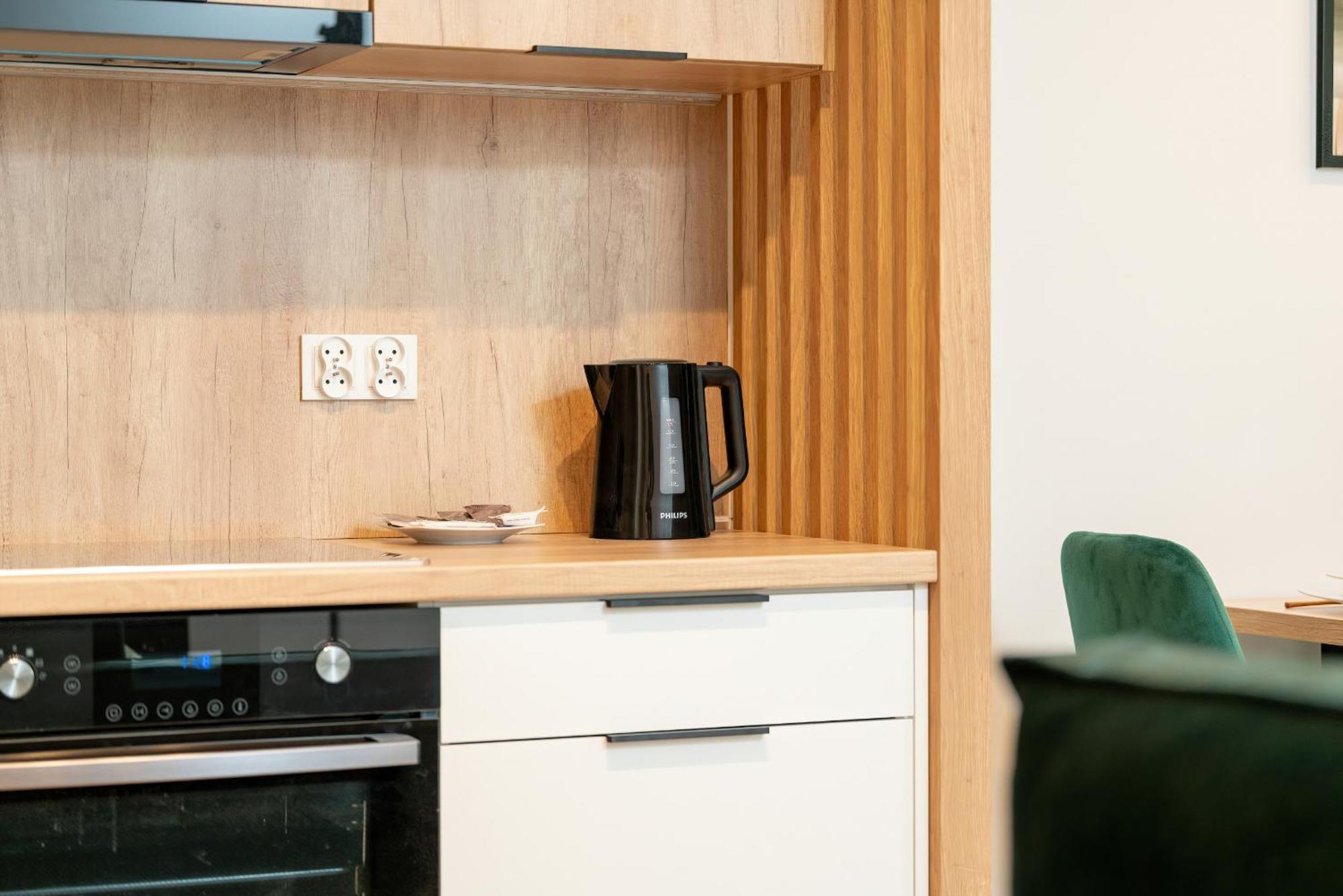 Cozy With Parking In By Renters Apartamento Poznań
