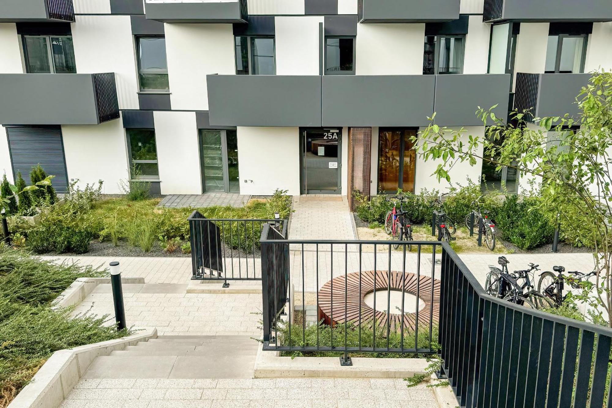 Cozy With Parking In By Renters * Poznań